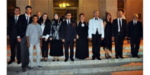 GÜZELOĞLU ÇİFTİ  RESEPSİYONUNA EV SAHİPLİĞİ YAPTI