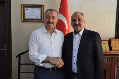 HACI ÖZKAN'DAN  ESOB BASKANI DİNÇER'E ZİYARET