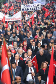 MERSİN 3 OCAK’TA TEK YÜREK OLDU
