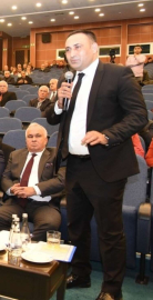 “BU ÜSLUP, TÜM MECLİS ÜYELERİNE SAYGISIZLIKTIR!”