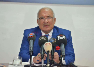 “MERSİN’E YAPTIĞIMIZ HİZMETLERİN ZEKATI DAHİ BÖYLE GİDERSE SİZE KIRK YIL YETER!”