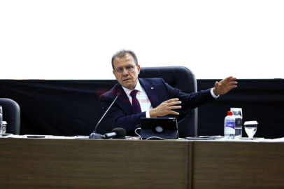 BAŞKAN SEÇER: “ATATÜRK’Ü BİTMEYEN BİR ÖZLEMLE ANIYORUM”