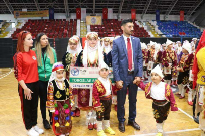 TOROSLAR BELEDİYESİ HALK OYUNLARI EKİBİ, YİNE ŞAMPİYON