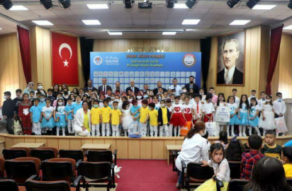 DİLEKLERİNİ YAZDILAR HEDİYELERİNİ ALDILAR