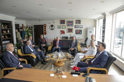 SEÇER: “RAMAZAN BAYRAMI TÜM DÜNYAYA BOLLUK, BEREKET, BARIŞ GETİRSİN”