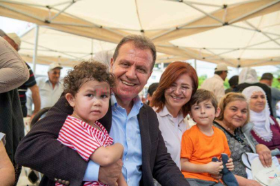 SEÇER: “BİZ HERKESİ KUCAKLIYORUZ, MERSİN'İ SEVİYORUZ”