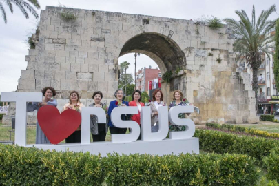  CHP’li Büyükşehir Belediye Başkanlarının Eşleri Mersin’de Buluştu.