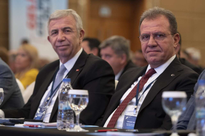 Başkan Seçer, Van’daki Belediye Başkanları Çalıştayı’na Katıldı