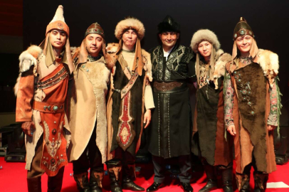 Toroslar’da Türk  Dünyası  Rüzgarı Esti "Turan Ethno Folk Band, Sanatseverleri Mestetti ”   