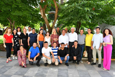 Mersin Büyükşehir Belediyesi Basın Personeline Mutluluk Eğitimi