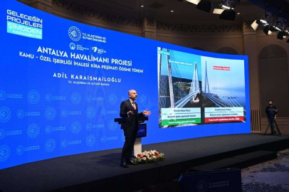 Ulaştırma ve Altyapı Bakanı Adil Karaismailoğlu, Antalya Havalimanı İle İlgili Yazılı Açıklama Yaptı