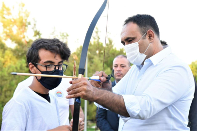 Toroslar'da Yaz Spor Kursları 21 Branşta Devam Ediyor