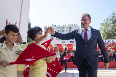 Seçer: “Zihniniz Akdeniz Kadar Açık, Notlarınız Toroslar Kadar Yüksek Olsun”