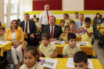 Vali Pehlivan: “Okul bahçeleri Coşkuyla Dolup Taştı”