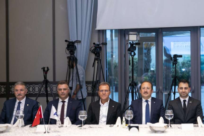 Başkan Seçer: "İhracatçılarımızla Her Türlü İşbirliğine Açığız"