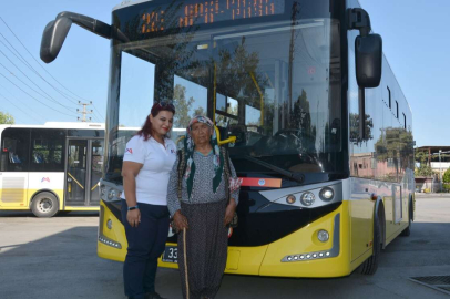 Kadın Şoförden Örnek Davranış, Otobüste Düşürdüğü Parasına Eksiksiz Kavuştu