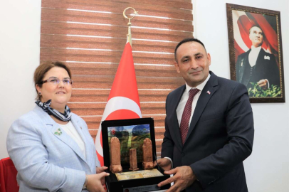 Başkan Yılmaz, Bakan Yanık'ı Ağırladı