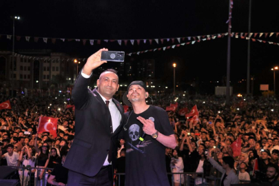“Cumhuriyet Coşkusu Meydanlara Sığmadı”