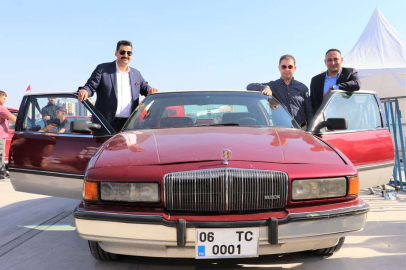 Toroslar Belediyesinin, Klasik ve Modifiye Araç Tutkunlarını Bir Araya Getirdiği Toroslar OtoFest, Yoğun İlgi Gördü
