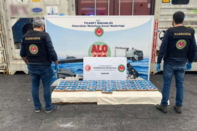 Mersin Limanında Yine Uyuşturucu Yakalandı" 56 KG  KOKAİN Ele Geçirildi"