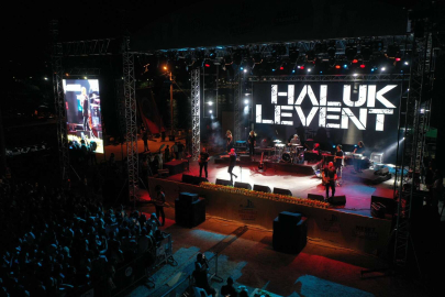 11. Uluslararası Soli Güneş Festivali'nde 2. gün coşkusu Haluk Levent ile yaşandı