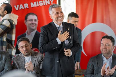 MHP’Lİ UYSAL ÖZGECAN ASLAN BARIŞ MEYDANI'NDA BİNLERCE VATANDAŞLA İFTARDA BULUŞTU