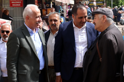 Akdeniz Belediye Başkanı  GÜLTAK: “BİRİLERİ HALKIMIZA KİRLİ BİR OYUN KURMAK İSTİYOR”