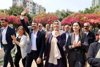 AKDENİZ’DE  DEM PARTİ’NİN EŞBAŞKANLARI MAZBATALARINI ALDI