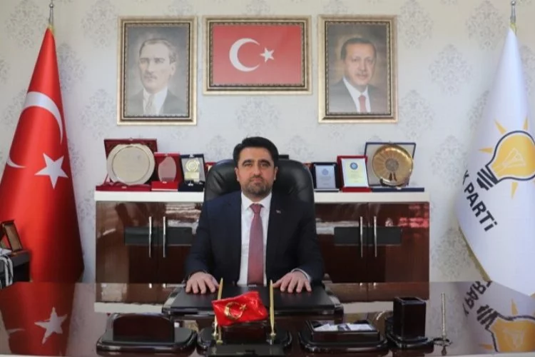 Ak Parti İl Başkanı Cesim Ercik Basın ve Kamuoyunu Açıklama Yaptı