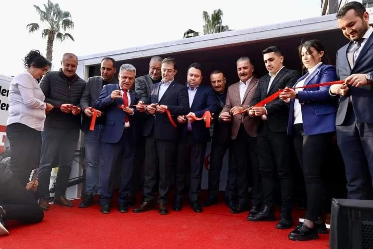 Cumhur İttifakı MHP Toroslar Belediyesi Başkan Adayı Dr. Ali Öz'ün Seçim Koordinasyon Merkezi açıldı.
