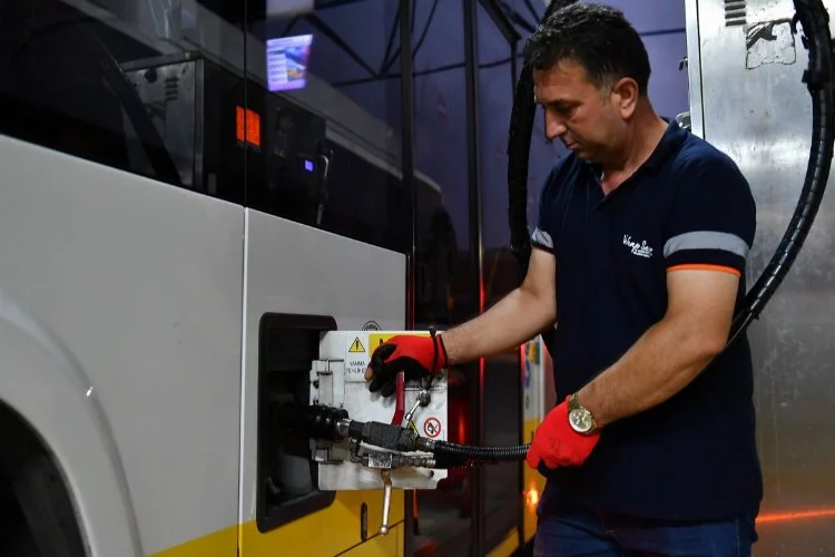 Mersin Büyükşehir, CNG’li Otobüsler İçin Doğalgaz Yakıt Dolum İstasyonu Kurdu