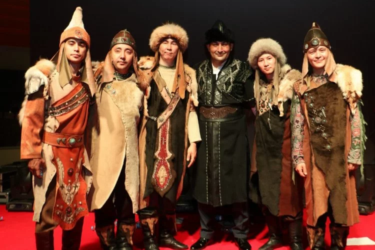 Toroslar’da Türk  Dünyası  Rüzgarı Esti "Turan Ethno Folk Band, Sanatseverleri Mestetti ”   